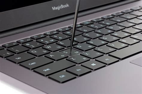 Активация подсветки клавиатуры на ноутбуке honor MagicBook