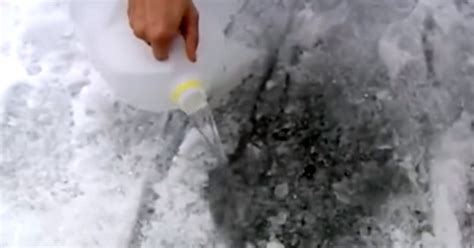Важность правильного хранения льда для его медленного таяния