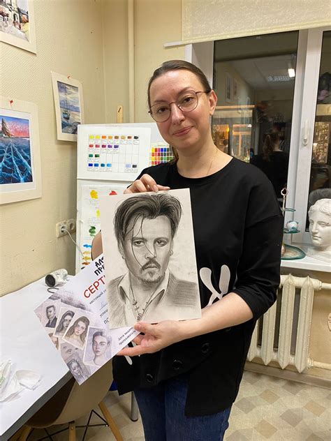 Выбор материалов для рисования портрета Лукашенко