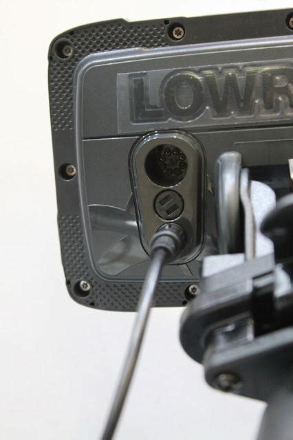 Подготовка аккумулятора и эхолота Lowrance перед установкой