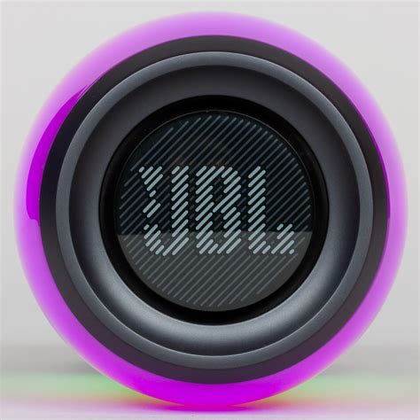 Проверка долговечности и надежности колонки JBL