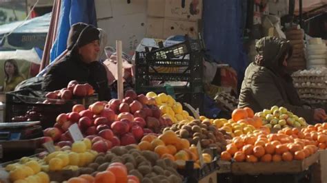 Продавцы на рынках: шульга и сбытовик
