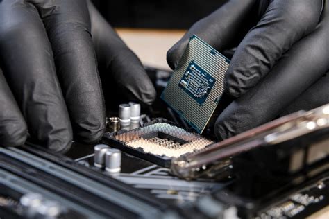 Характеристики, указывающие на дату выпуска процессора Intel