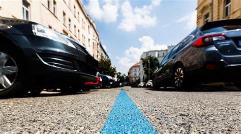 Шаг 1: Запарковать автомобиль