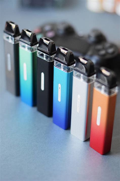  Подготовка к открытию картриджа Vaporesso 